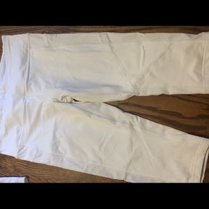 Lululemon mind over miles crops size 10